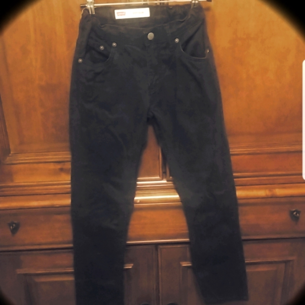 Levi's pants